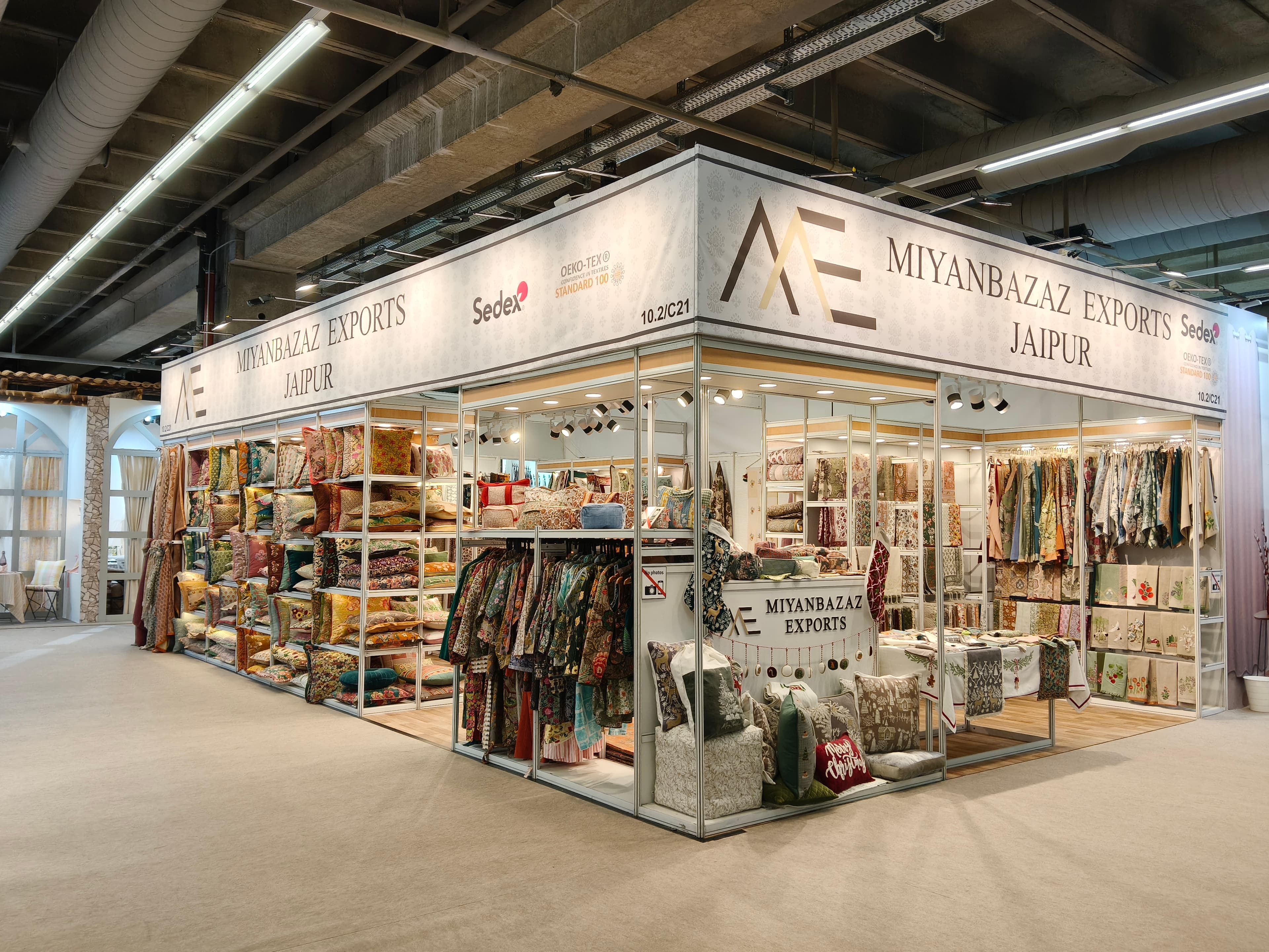 OCTANORM STALLS